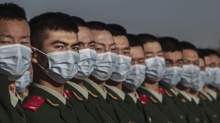 Beijing pone en evidencia sus ambiciones y admite desafíos económicos durante reunión plenaria clave