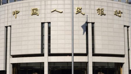 Otros bancos de China siguen a Hebei al imponer controles a las grandes transacciones en efectivo