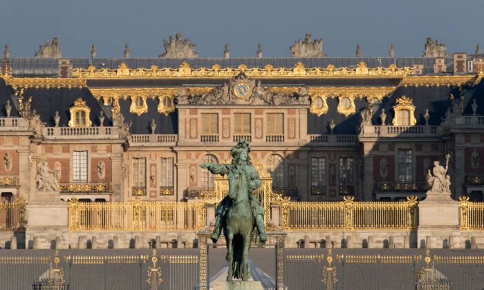 El palacio comenzó como un pabellón de caza, se convirtió en la residencia real y luego en un museo a partir del siglo XIX. Tiene 2300 habitaciones. (Thomas Garnier/Château de Versailles)