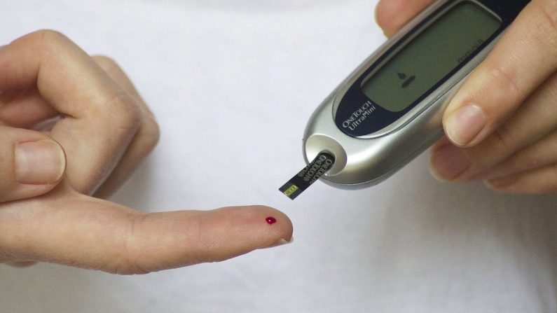 Cerca del 90% de los participantes de un estudio que habían perdido al menos 30 libras lograron curar su diabetes.(TesaPhotography/Pixabay)