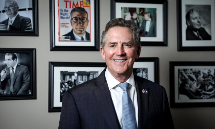 El exsenador Jim DeMint en Washington, el 29 de octubre de 2019. (Samira Bouaou/The Epoch Times)