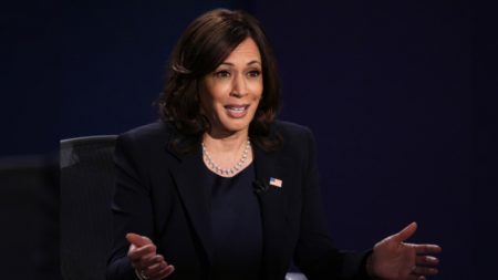 Kamala Harris vuelve a evadir las preguntas sobre si ampliaría la Corte Suprema