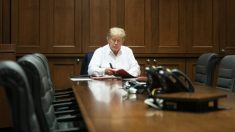 La Casa Blanca publica fotos de Trump trabajando en Walter Reed