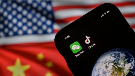 China ejerce influencia en EE.UU. a través de TikTok y WeChat: Experto