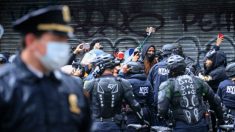 Policía de NY arresta a docenas de personas en protestas violentas un día después de las elecciones