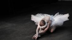 Exbailarina de ballet despierta del Alzheimer al escuchar “El lago de los cisnes”