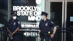 Trabajadores sociales reemplazarán a la policía en llamadas al 911 de salud mental en NY: De Blasio