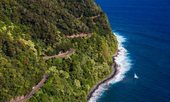 El estrecho camino a Hana. (Tor Johnson/Autoridad de Turismo de Hawaii)
