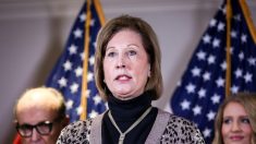 Trump adopta recurso de Sidney Powell para desestimar la acusación en Georgia
