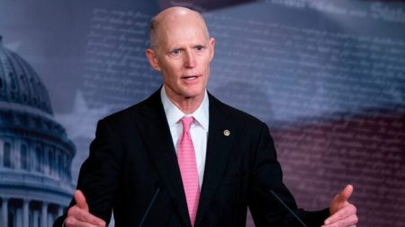 «Ya veremos», dice senador Rick Scott acerca de objetar los votos del Colegio Electoral el 6 de enero