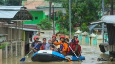 Al menos 5 muertos y 12,700 afectados por las inundaciones en Indonesia