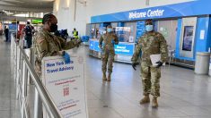 Nueva York endurece medidas para las cuarentenas de viajeros del Reino Unido