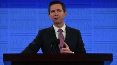 Australia pide a China respetar acuerdos comerciales ante un veto al carbón