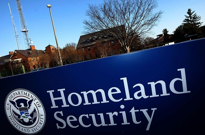  La oficina principal del Departamento de Seguridad Nacional se muestra el 8 de enero de 2010 en Washington, DC. ( Win McNamee/Getty Images)