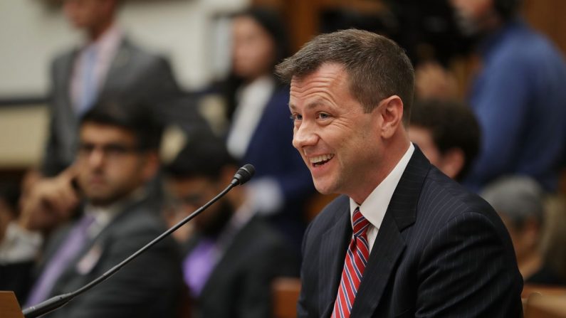 El subdirector adjunto del FBI, Peter Strzok, testifica ante una audiencia conjunta de los comités Judicial y de Supervisión y Reforma del Gobierno de la Cámara en el edificio de oficinas de la Casa Rayburn en Capitol Hill en Washington el 12 de julio de 2018. (Chip Somodevilla/Getty Images)