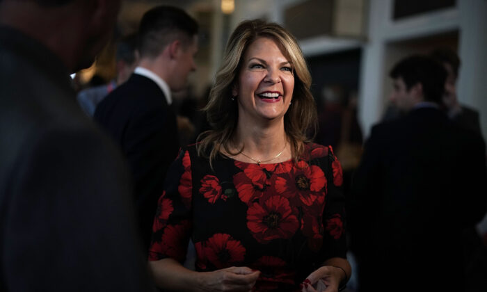 La presidenta del Partido Republicano de Arizona, Kelli Ward, asiste a un evento en National Harbor, Md., el 22 de febrero de 2018. (Alex Wong/Getty Images)