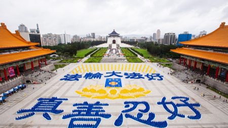 Miles de personas se reúnen en Taiwán para arrojar luz sobre la actual persecución en China