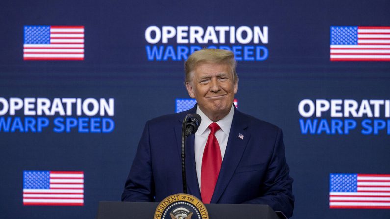 El presidente Donald Trump habla en la Conferencia de la Vacuna de la Operación Warp Speed en Washington, el 08 de diciembre de 2020. (Tasos Katopodis/Getty Images)
