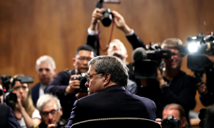 El fiscal general William Barr testifica ante el Comité Judicial del Senado el 1 de mayo de 2019. (Win McNamee/Getty Images)