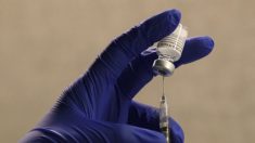 Nueva York investiga a centro médico por saltarse directrices de vacunación