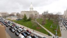 Michigan cierra edificios legislativos por motivos de seguridad previo a reunión del Colegio Electoral