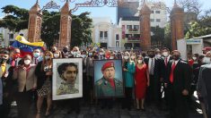 Los diputados chavistas llegan en bloque a tomar el control del Parlamento venezolano