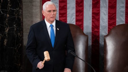 Gohmert y electores de Arizona apelan ante la Corte Suprema sobre demanda contra Pence