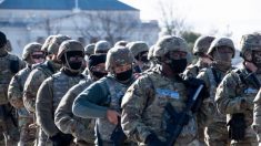 Departamento de Defensa y FBI examinan a miembros de la Guardia Nacional en D.C., dice jefe del Pentágono