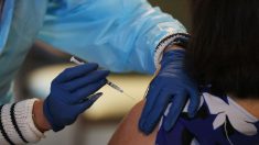 Florida crea más centros de vacunación contra el covid-19