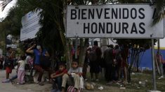 Guatemala retorna a Honduras a más de 1800 migrantes de la caravana