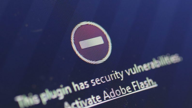 Una ventana de un navegador de internet muestra que bloqueó la activación del plugin de Adobe Flash debido a un problema de seguridad, en Berlín, Alemania, el 14 de julio de 2015. (Sean Gallup/Getty Images)