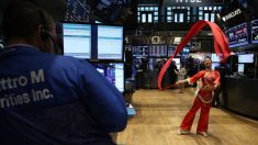 Caen en picada acciones chinas por anuncio de EE.UU. de lista negra en mercado de valores