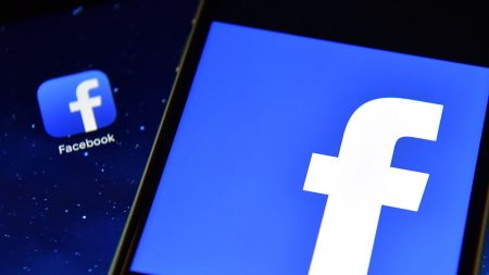 «Corte Suprema» de Facebook falla en contra de la red social y ordena restaurar posteos censurados