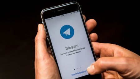 Grupo demanda a Apple porque no elimina a Telegram de la App Store