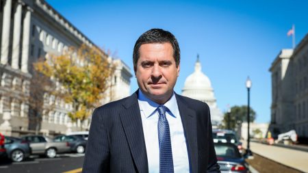 Nunes insta a Biden para que ordene una investigación sobre el origen del virus del PCCh