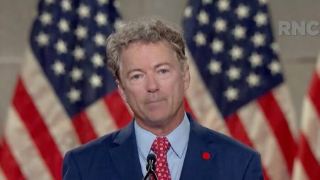 Encargados del impeachment admitieron que Trump no fue impugnado por sus palabras: Senador Rand Paul