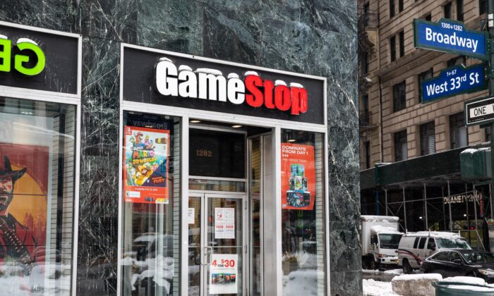 Una tienda GameStop en Nueva York el 2 de febrero de 2021. (Chung I Ho/The Epoch Times)