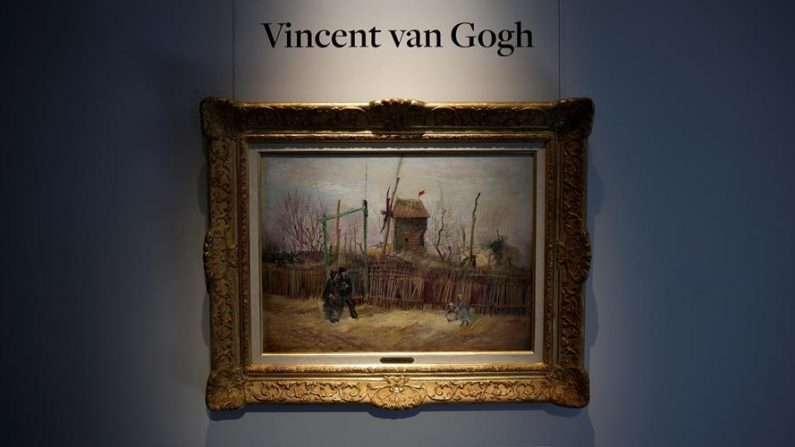 La obra de arte 'Scene de rue + Montmartreí (escena callejera en Montmartre, 1887) del pintor holandés Vincent van Gogh, expuesta en la casa de subastas Sotheby's en París, Francia, el 24 de febrero de 2021. EFE / EPA / YOAN VALAT