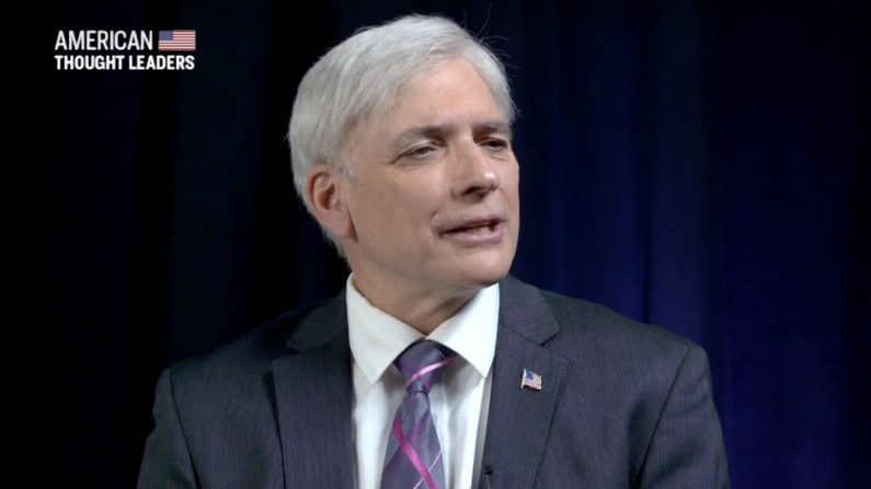 El excapitán de corbeta de la Armada de Estados Unidos, Steven Rogers, miembro del consejo asesor de la campaña Trump 2020. (The Epoch Times)
