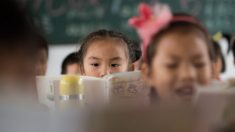 Escuela en China obliga a los alumnos a revelar sus creencias religiosas