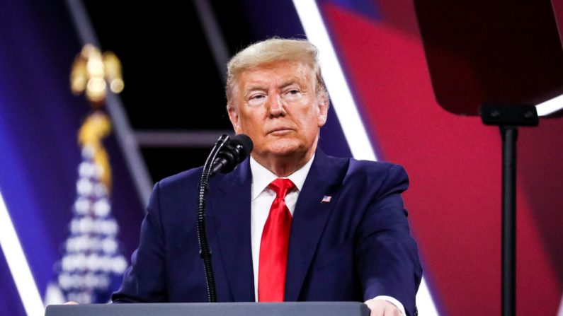 El presidente Donald Trump habla en la convención CPAC en National Harbor, Maryland, el 29 de febrero de 2020. (Samira Bouaou/The Epoch Times)
