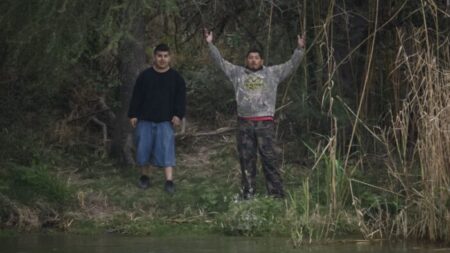 «Absolutamente vil»: miembros de cártel mexicano amenazan a senadores republicanos en la frontera