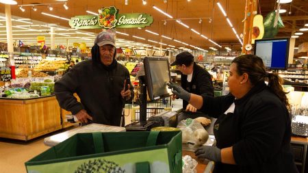 Los precios en Estados Unidos suben un 0.4 % en febrero