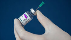 Alemania, Francia e Italia suspenden la vacunación con AstraZeneca por precaución