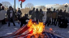 Partido Comunista de Estados Unidos afirma su lealtad a Beijing