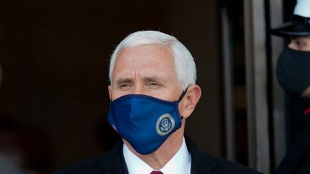 El exvicepresidente Mike Pence se recupera exitosamente tras cirugía para colocar un marcapasos