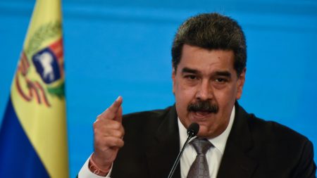 Nominado por Biden para el Hemisferio Occidental apuesta por mantener sanciones a Maduro