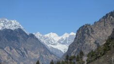Catástrofes similares en el Himalaya son vistas de forma diferente en China e India