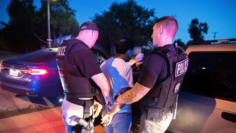 ICE arresta a 75 en áreas del norte de Texas y Oklahoma durante una operación de 4 días dirigida a extranjeros criminales y fugitivos de inmigración que terminó el 6 de junio de 2019. (Servicio de Inmigración y Control de Aduanas de EE. UU.)