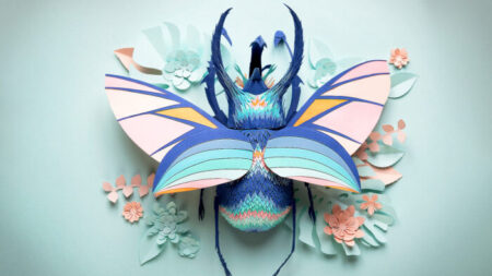 Artista británica recorta a mano impresionantes esculturas de papel inspiradas en la naturaleza